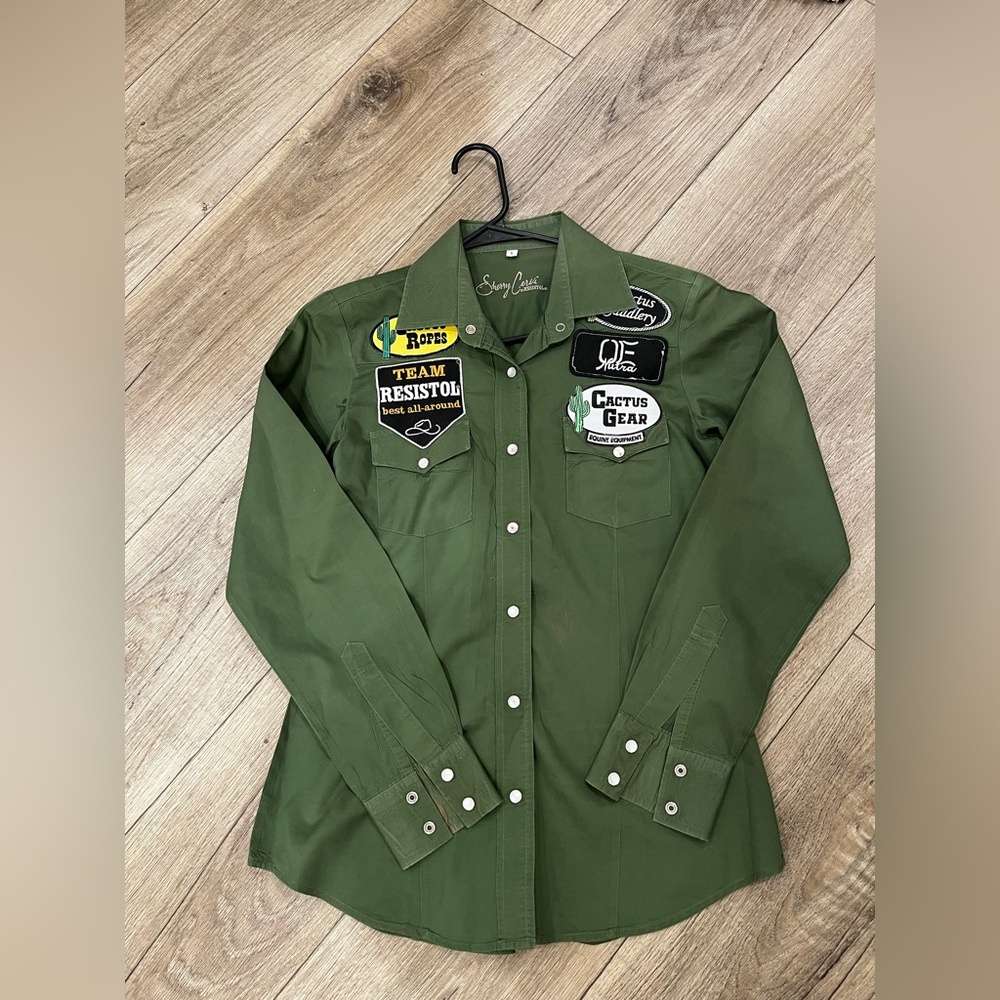 SHERRY CERVI PATCHED RODEO SHIRT
